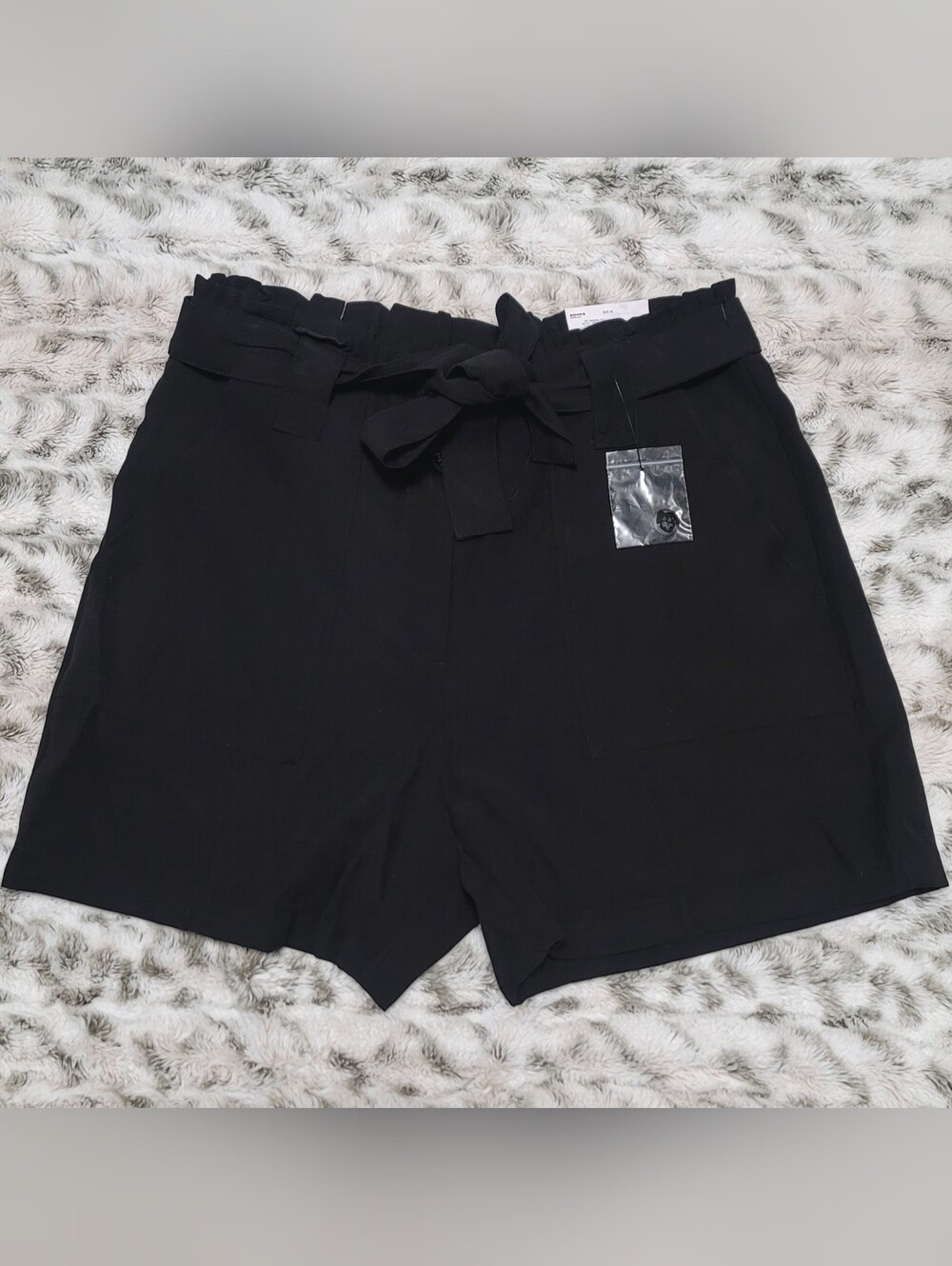 NEW Nine West Black Paperbag Waist Tie-Front Shorts